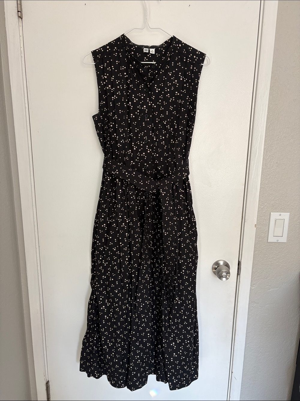 Uniqlo Black and White polka dot dress